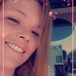 Meet your Posher, Ashalina